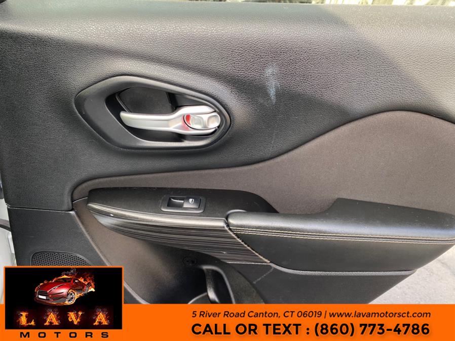 2014 Jeep Cherokee 4WD 4dr Latitude, available for sale in Canton, Connecticut | Lava Motors. Canton, Connecticut 2014 Jeep Cherokee 4WD 4dr Latitude, available for sale in Canton, Connecticut | Lava Motors. Canton, Connecticut