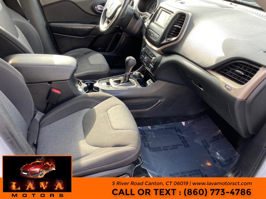 2014 Jeep Cherokee 4WD 4dr Latitude, available for sale in Canton, Connecticut | Lava Motors. Canton, Connecticut 2014 Jeep Cherokee 4WD 4dr Latitude, available for sale in Canton, Connecticut | Lava Motors. Canton, Connecticut
