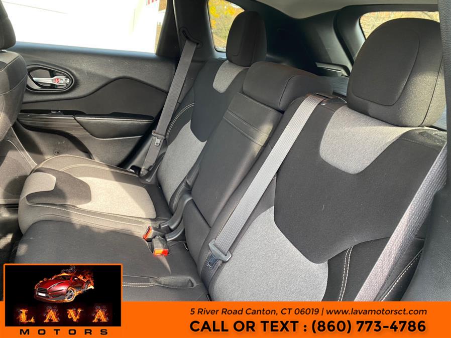 2014 Jeep Cherokee 4WD 4dr Latitude, available for sale in Canton, Connecticut | Lava Motors. Canton, Connecticut 2014 Jeep Cherokee 4WD 4dr Latitude, available for sale in Canton, Connecticut | Lava Motors. Canton, Connecticut