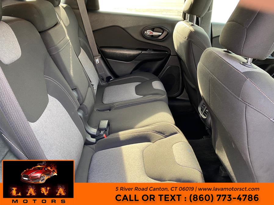 2014 Jeep Cherokee 4WD 4dr Latitude, available for sale in Canton, Connecticut | Lava Motors. Canton, Connecticut 2014 Jeep Cherokee 4WD 4dr Latitude, available for sale in Canton, Connecticut | Lava Motors. Canton, Connecticut