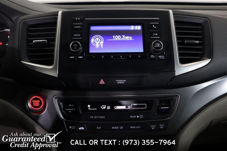 2017 Honda Pilot LX, available for sale in Haskell, New Jersey | City Motor Group Inc.. Haskell, New Jersey 2017 Honda Pilot LX, available for sale in Haskell, New Jersey | City Motor Group Inc.. Haskell, New Jersey