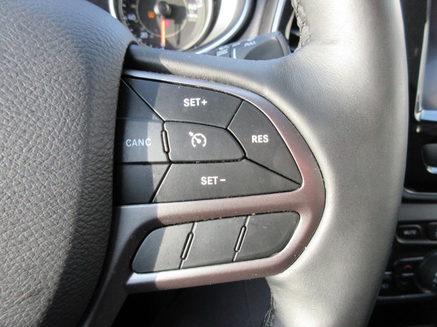 2019 Jeep Cherokee Limited 4x4, available for sale in Linden, New Jersey | Route 27 Auto Mall. Linden, New Jersey 2019 Jeep Cherokee Limited 4x4, available for sale in Linden, New Jersey | Route 27 Auto Mall. Linden, New Jersey