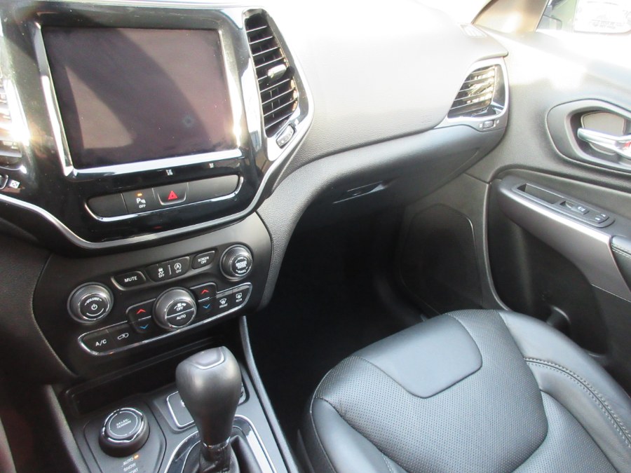 2019 Jeep Cherokee Limited 4x4, available for sale in Linden, New Jersey | Route 27 Auto Mall. Linden, New Jersey 2019 Jeep Cherokee Limited 4x4, available for sale in Linden, New Jersey | Route 27 Auto Mall. Linden, New Jersey
