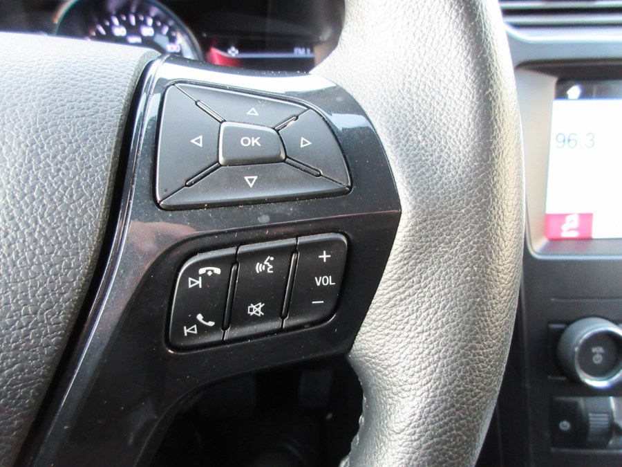 2018 Ford Explorer XLT 4WD, available for sale in Linden, New Jersey | Route 27 Auto Mall. Linden, New Jersey 2018 Ford Explorer XLT 4WD, available for sale in Linden, New Jersey | Route 27 Auto Mall. Linden, New Jersey