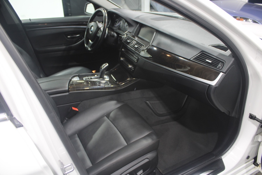 Used BMW 5 Series 4dr Sdn 535i xDrive AWD 2016 | Auto Gallery. Lodi, New Jersey Used BMW 5 Series 4dr Sdn 535i xDrive AWD 2016 | Auto Gallery. Lodi, New Jersey