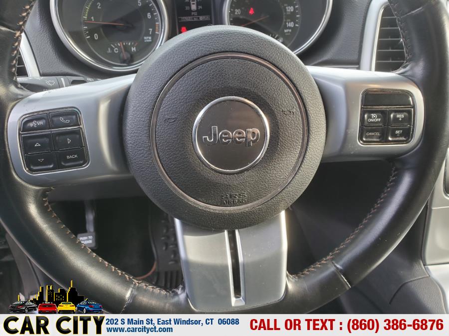 2011 Jeep Grand Cherokee 4WD 4dr Laredo, available for sale in East Windsor, Connecticut | Car City LLC. East Windsor, Connecticut 2011 Jeep Grand Cherokee 4WD 4dr Laredo, available for sale in East Windsor, Connecticut | Car City LLC. East Windsor, Connecticut