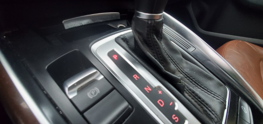 Used Audi Q5 quattro 4dr 2.0T Premium 2011 | Rubber Bros Auto World. Brooklyn, New York Used Audi Q5 quattro 4dr 2.0T Premium 2011 | Rubber Bros Auto World. Brooklyn, New York