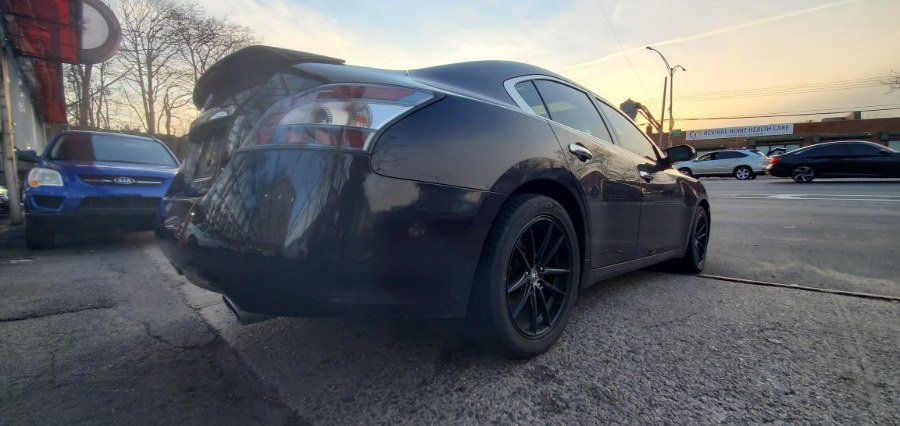 Used Nissan Maxima 4dr Sdn V6 CVT 3.5 SV w/Premium Pkg 2011 | Rubber Bros Auto World. Brooklyn, New York Used Nissan Maxima 4dr Sdn V6 CVT 3.5 SV w/Premium Pkg 2011 | Rubber Bros Auto World. Brooklyn, New York