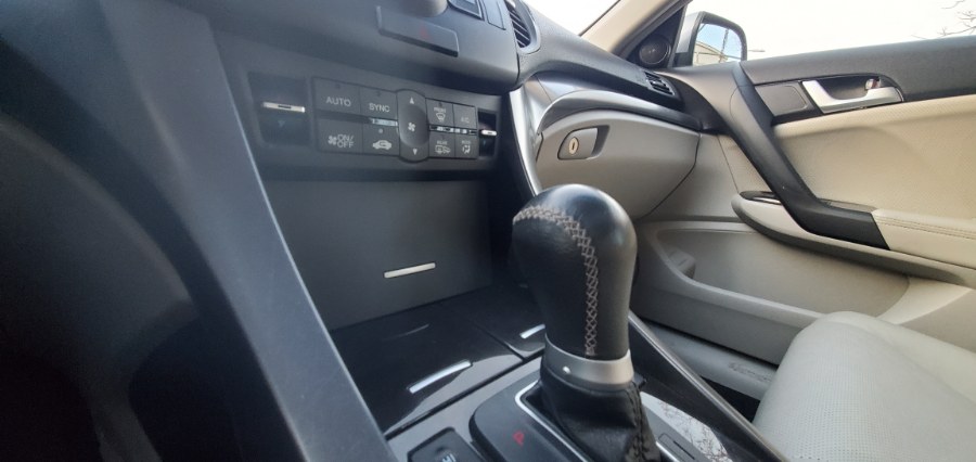 Used Acura TSX 4dr Sdn I4 Auto 2012 | Rubber Bros Auto World. Brooklyn, New York Used Acura TSX 4dr Sdn I4 Auto 2012 | Rubber Bros Auto World. Brooklyn, New York