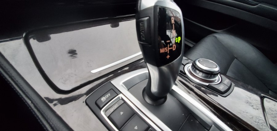 Used BMW 5 Series 4dr Sdn 528i xDrive AWD 2013 | Rubber Bros Auto World. Brooklyn, New York Used BMW 5 Series 4dr Sdn 528i xDrive AWD 2013 | Rubber Bros Auto World. Brooklyn, New York