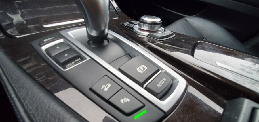 Used BMW 5 Series 4dr Sdn 528i xDrive AWD 2013 | Rubber Bros Auto World. Brooklyn, New York Used BMW 5 Series 4dr Sdn 528i xDrive AWD 2013 | Rubber Bros Auto World. Brooklyn, New York
