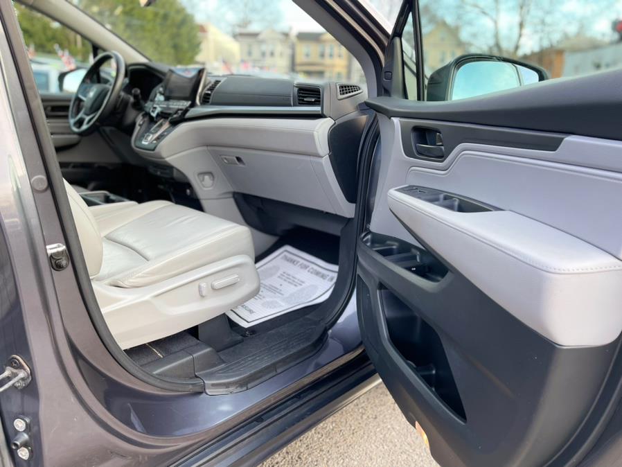 2018 Honda Odyssey EX-L w/Navi/RES Auto, available for sale in Irvington , New Jersey | Auto Haus of Irvington Corp. Irvington , New Jersey 2018 Honda Odyssey EX-L w/Navi/RES Auto, available for sale in Irvington , New Jersey | Auto Haus of Irvington Corp. Irvington , New Jersey