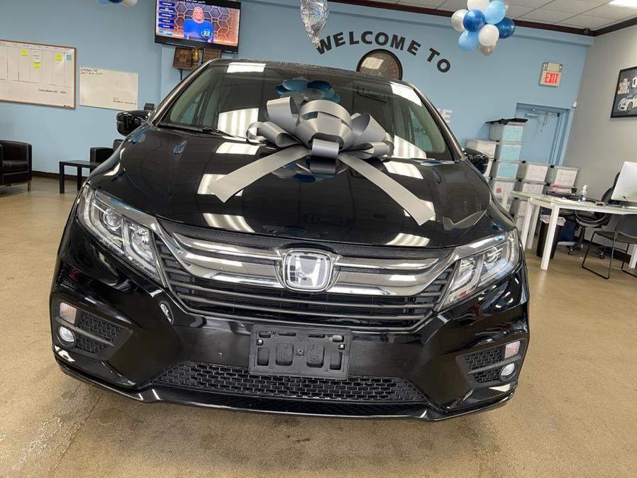 2019 Honda Odyssey EX-L w/Navi/RES Auto, available for sale in Inwood, New York | 5 Towns Drive. Inwood, New York 2019 Honda Odyssey EX-L w/Navi/RES Auto, available for sale in Inwood, New York | 5 Towns Drive. Inwood, New York
