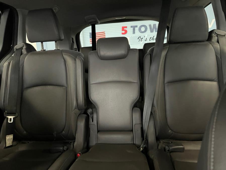 2019 Honda Odyssey EX-L w/Navi/RES Auto, available for sale in Inwood, New York | 5 Towns Drive. Inwood, New York 2019 Honda Odyssey EX-L w/Navi/RES Auto, available for sale in Inwood, New York | 5 Towns Drive. Inwood, New York