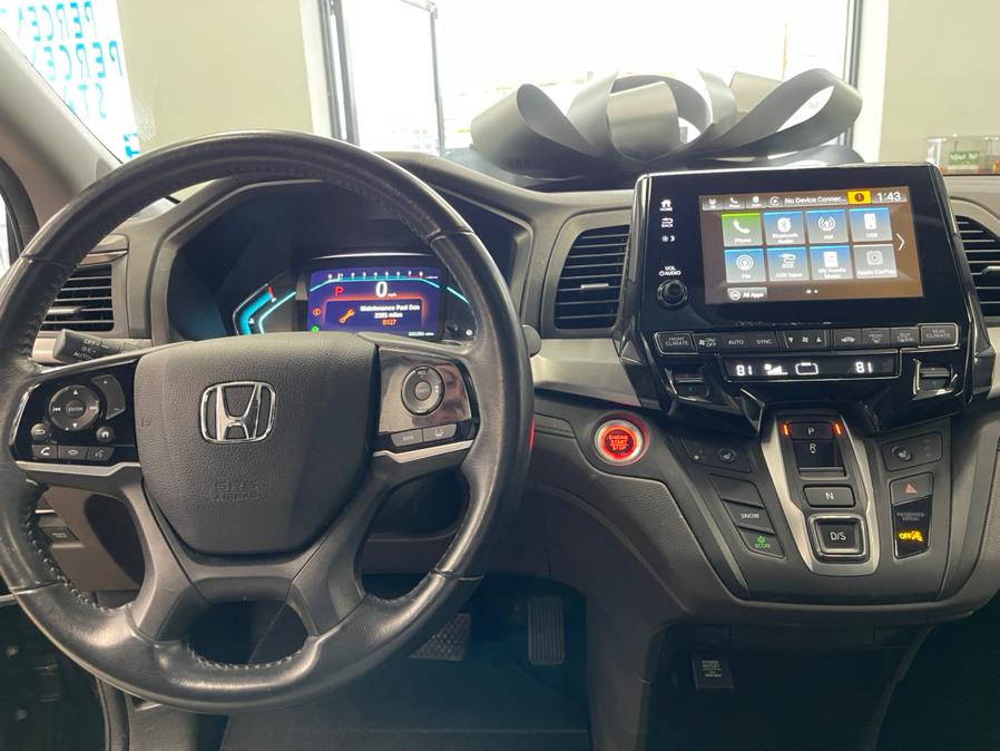 2019 Honda Odyssey EX-L w/Navi/RES Auto, available for sale in Inwood, New York | 5 Towns Drive. Inwood, New York 2019 Honda Odyssey EX-L w/Navi/RES Auto, available for sale in Inwood, New York | 5 Towns Drive. Inwood, New York