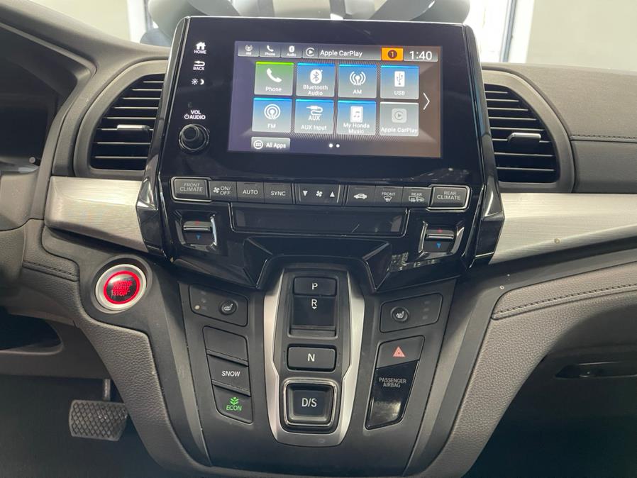 2019 Honda Odyssey EX-L w/Navi/RES Auto, available for sale in Inwood, New York | 5 Towns Drive. Inwood, New York 2019 Honda Odyssey EX-L w/Navi/RES Auto, available for sale in Inwood, New York | 5 Towns Drive. Inwood, New York