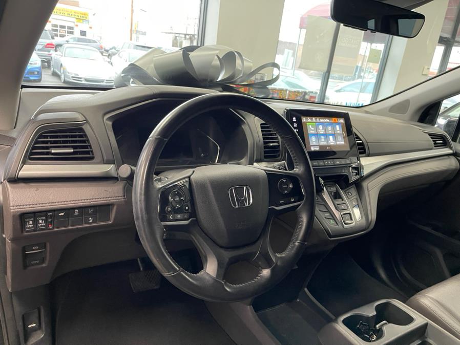 2019 Honda Odyssey EX-L w/Navi/RES Auto, available for sale in Inwood, New York | 5 Towns Drive. Inwood, New York 2019 Honda Odyssey EX-L w/Navi/RES Auto, available for sale in Inwood, New York | 5 Towns Drive. Inwood, New York