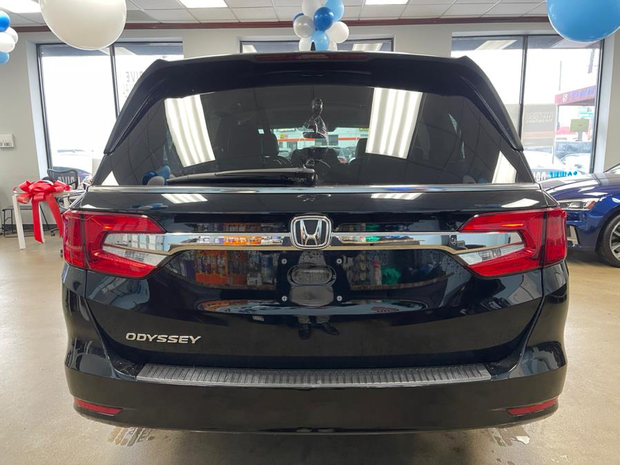 2019 Honda Odyssey EX-L w/Navi/RES Auto, available for sale in Inwood, New York | 5 Towns Drive. Inwood, New York 2019 Honda Odyssey EX-L w/Navi/RES Auto, available for sale in Inwood, New York | 5 Towns Drive. Inwood, New York