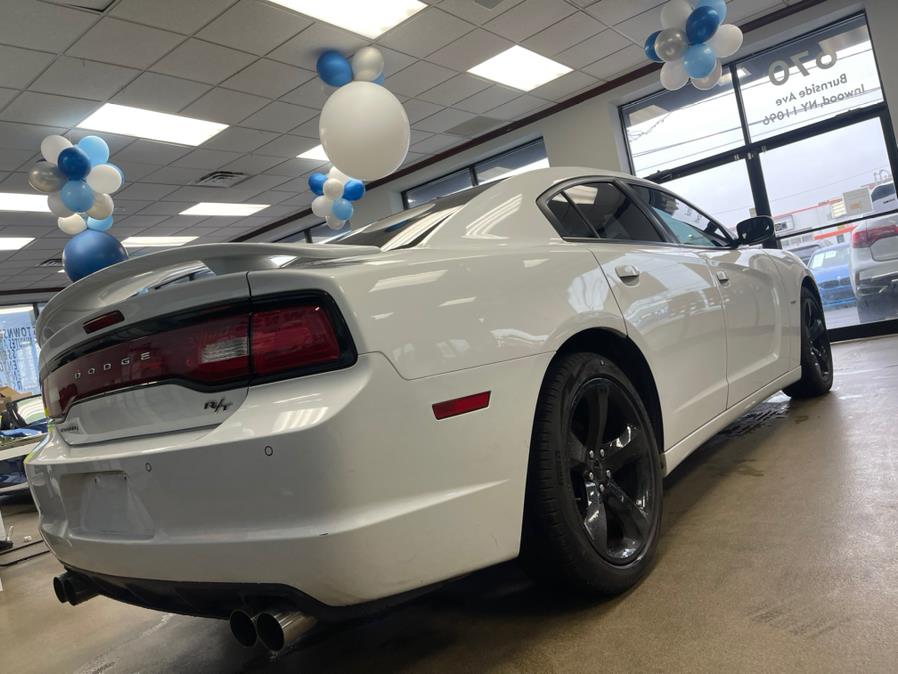 Used Dodge Charger 4dr Sdn RT Plus RWD 2013 | 5 Towns Drive. Inwood, New York Used Dodge Charger 4dr Sdn RT Plus RWD 2013 | 5 Towns Drive. Inwood, New York