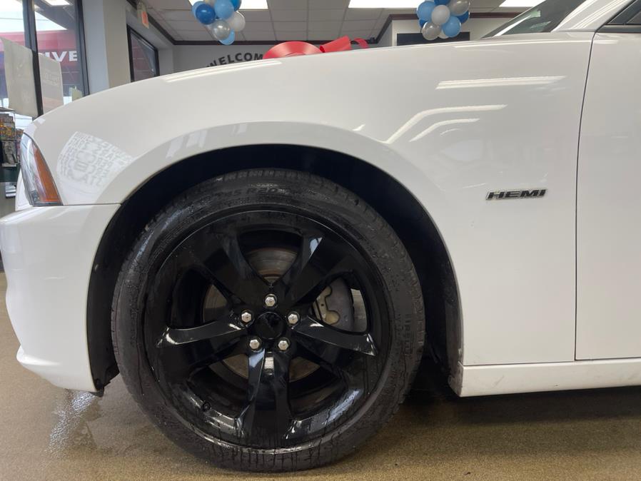 Used Dodge Charger 4dr Sdn RT Plus RWD 2013 | 5 Towns Drive. Inwood, New York Used Dodge Charger 4dr Sdn RT Plus RWD 2013 | 5 Towns Drive. Inwood, New York