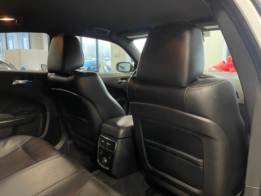 Used Dodge Charger 4dr Sdn RT Plus RWD 2013 | 5 Towns Drive. Inwood, New York Used Dodge Charger 4dr Sdn RT Plus RWD 2013 | 5 Towns Drive. Inwood, New York