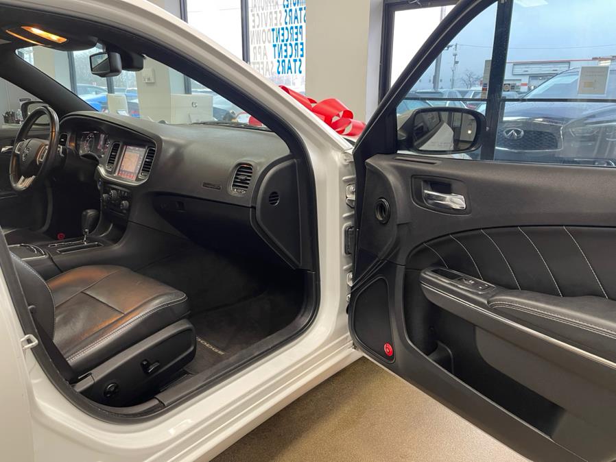 Used Dodge Charger 4dr Sdn RT Plus RWD 2013 | 5 Towns Drive. Inwood, New York Used Dodge Charger 4dr Sdn RT Plus RWD 2013 | 5 Towns Drive. Inwood, New York