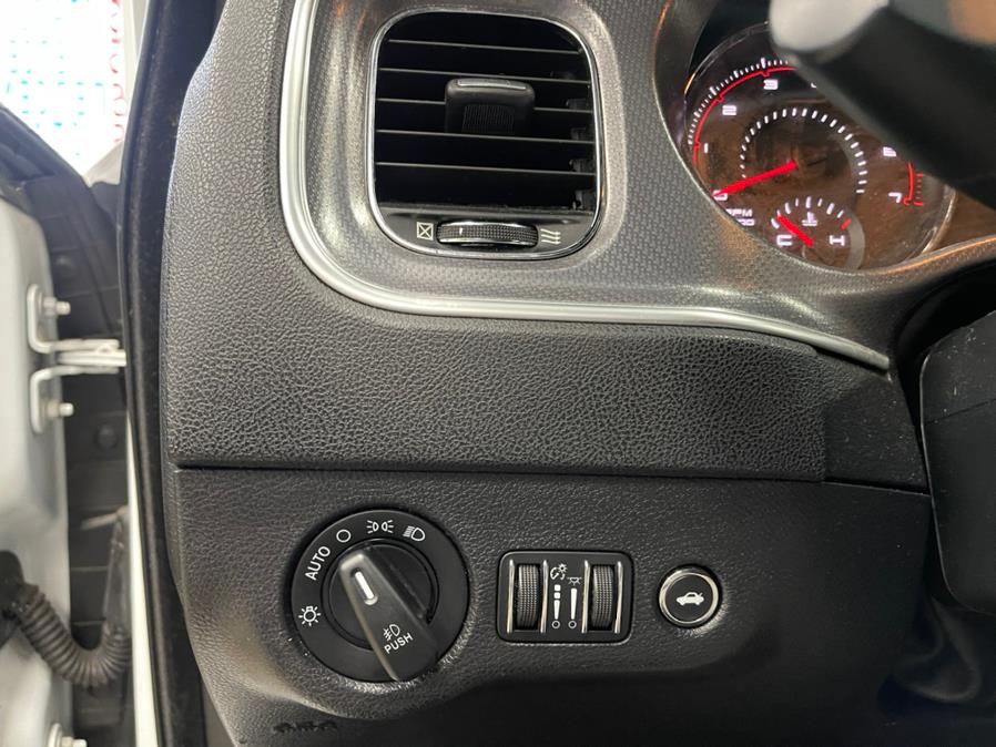 Used Dodge Charger 4dr Sdn RT Plus RWD 2013 | 5 Towns Drive. Inwood, New York Used Dodge Charger 4dr Sdn RT Plus RWD 2013 | 5 Towns Drive. Inwood, New York