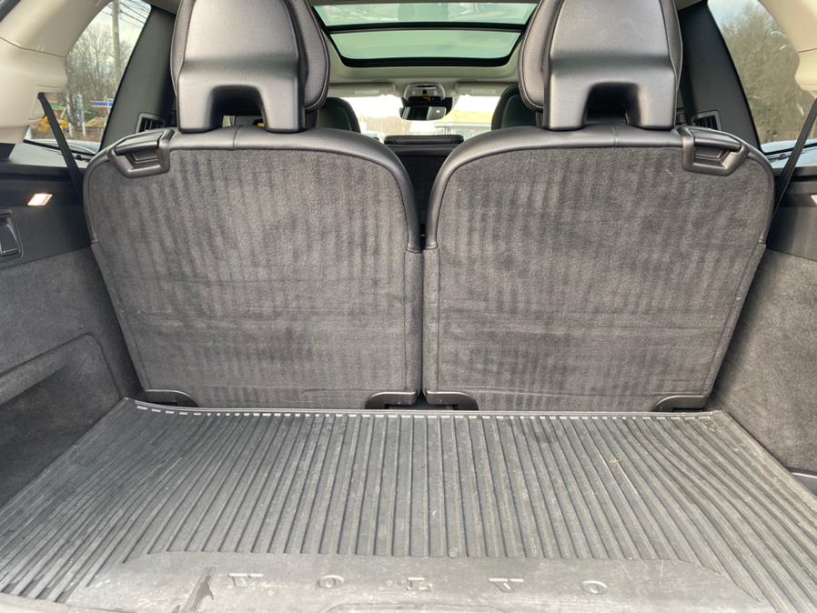 Used Volvo XC90 AWD 4dr T6 Momentum 2016 | Lava Motors 2 Inc. Canton, Connecticut Used Volvo XC90 AWD 4dr T6 Momentum 2016 | Lava Motors 2 Inc. Canton, Connecticut