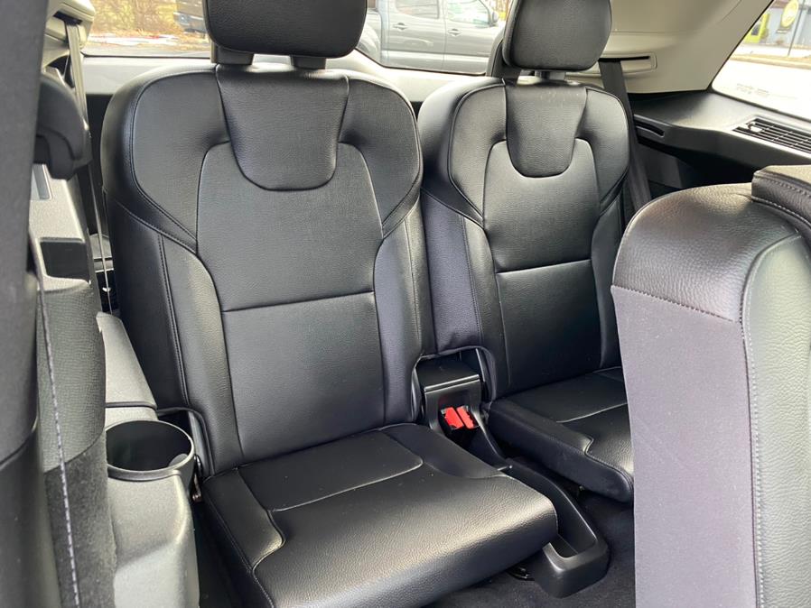 Used Volvo XC90 AWD 4dr T6 Momentum 2016 | Lava Motors 2 Inc. Canton, Connecticut Used Volvo XC90 AWD 4dr T6 Momentum 2016 | Lava Motors 2 Inc. Canton, Connecticut