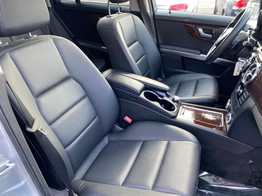 Used Mercedes-Benz GLK-Class 4MATIC 4dr GLK350 2014 | Lava Motors 2 Inc. Canton, Connecticut Used Mercedes-Benz GLK-Class 4MATIC 4dr GLK350 2014 | Lava Motors 2 Inc. Canton, Connecticut