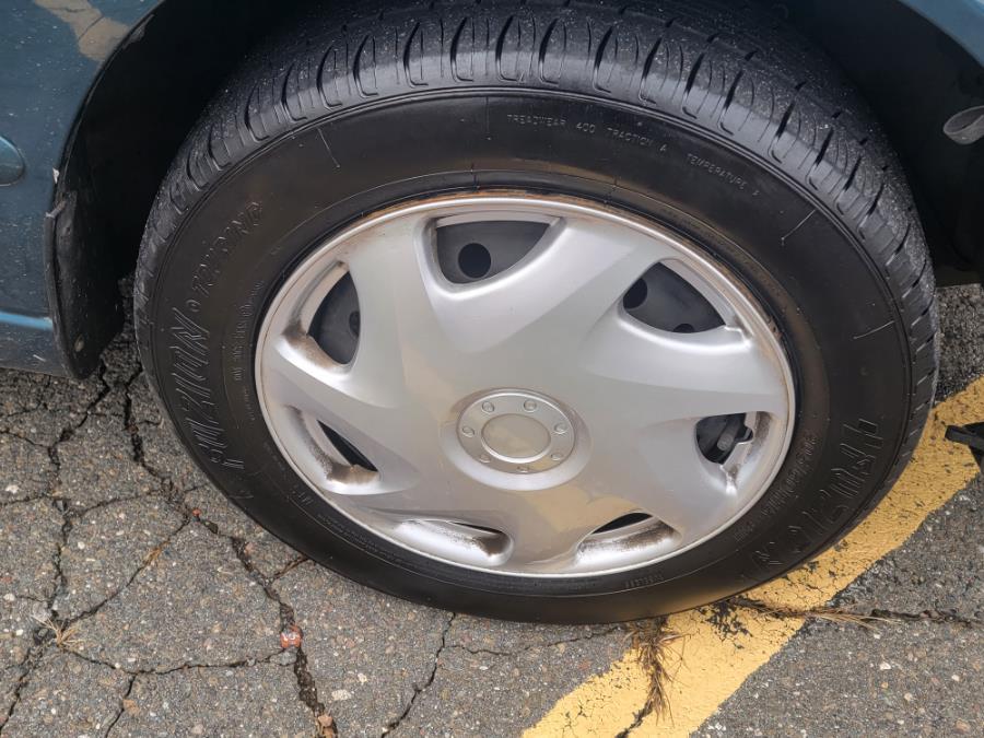 Used Nissan Altima 4dr XE Auto 1994 | Supreme Automotive. New Britain, Connecticut Used Nissan Altima 4dr XE Auto 1994 | Supreme Automotive. New Britain, Connecticut
