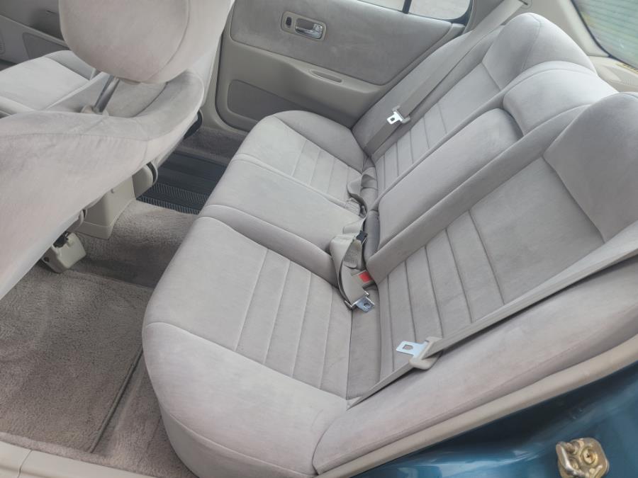 Used Nissan Altima 4dr XE Auto 1994 | Supreme Automotive. New Britain, Connecticut Used Nissan Altima 4dr XE Auto 1994 | Supreme Automotive. New Britain, Connecticut