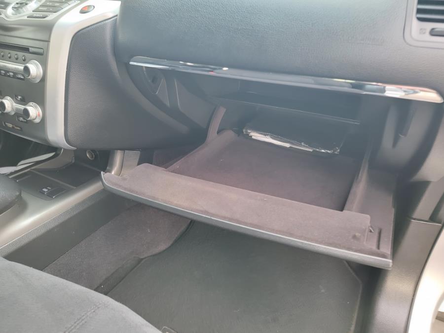 2013 Nissan Murano AWD 4dr SL, available for sale in New Britain, Connecticut | Supreme Automotive. New Britain, Connecticut 2013 Nissan Murano AWD 4dr SL, available for sale in New Britain, Connecticut | Supreme Automotive. New Britain, Connecticut
