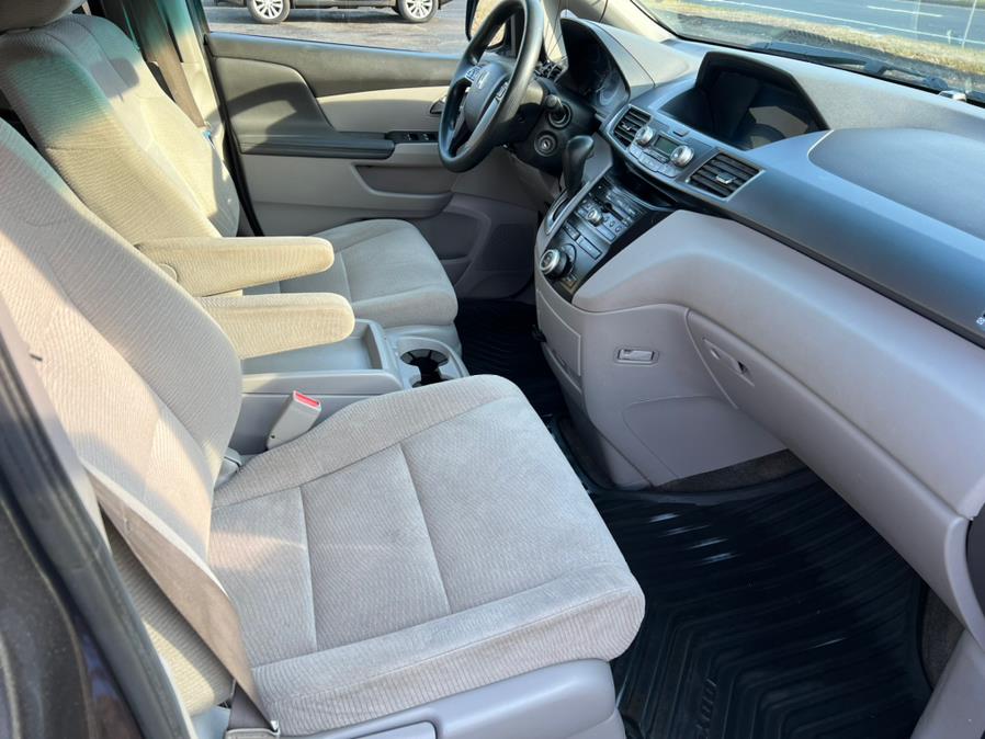 2013 Honda Odyssey 5dr EX, available for sale in Berlin, Connecticut | Main Auto of Berlin. Berlin, Connecticut 2013 Honda Odyssey 5dr EX, available for sale in Berlin, Connecticut | Main Auto of Berlin. Berlin, Connecticut
