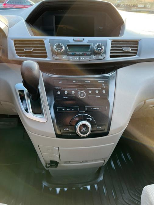 2013 Honda Odyssey 5dr EX, available for sale in Berlin, Connecticut | Main Auto of Berlin. Berlin, Connecticut 2013 Honda Odyssey 5dr EX, available for sale in Berlin, Connecticut | Main Auto of Berlin. Berlin, Connecticut