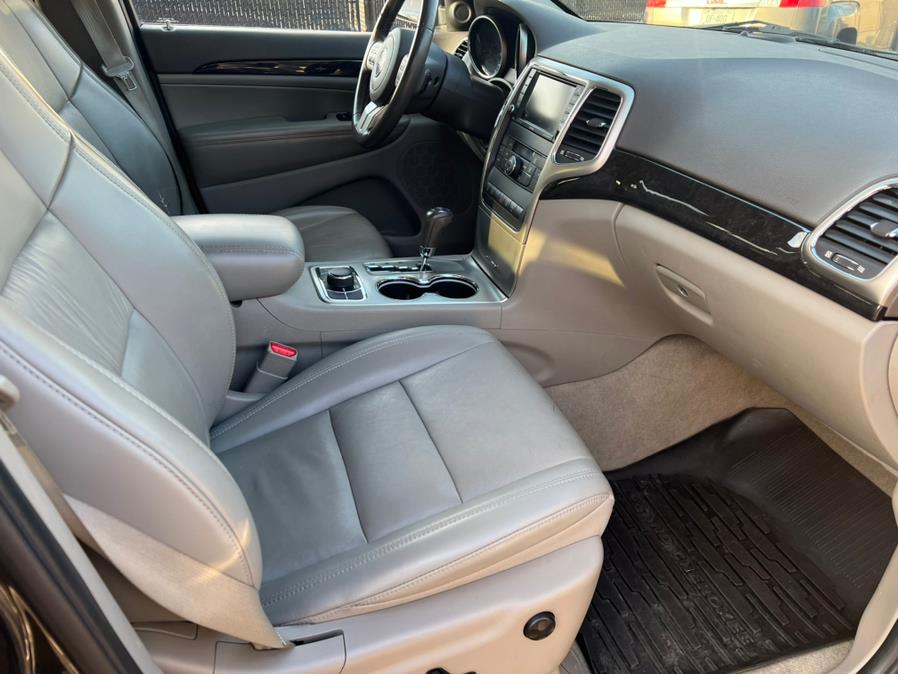 Used Jeep Grand Cherokee 4WD 4dr Laredo 2011 | Main Auto of Berlin. Berlin, Connecticut Used Jeep Grand Cherokee 4WD 4dr Laredo 2011 | Main Auto of Berlin. Berlin, Connecticut