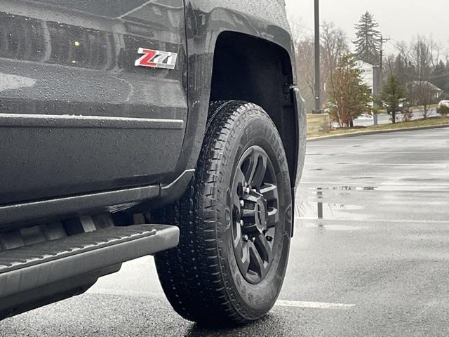 2017 Chevrolet Silverado 2500hd LT, available for sale in Brookfield, Connecticut | Blasius Federal Road. Brookfield, Connecticut 2017 Chevrolet Silverado 2500hd LT, available for sale in Brookfield, Connecticut | Blasius Federal Road. Brookfield, Connecticut