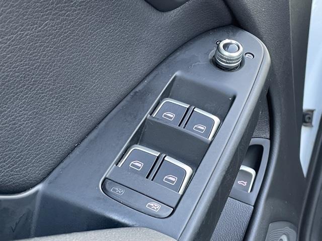 Used Audi A4 2.0T Premium Plus 2016 | Blasius Federal Road. Brookfield, Connecticut Used Audi A4 2.0T Premium Plus 2016 | Blasius Federal Road. Brookfield, Connecticut