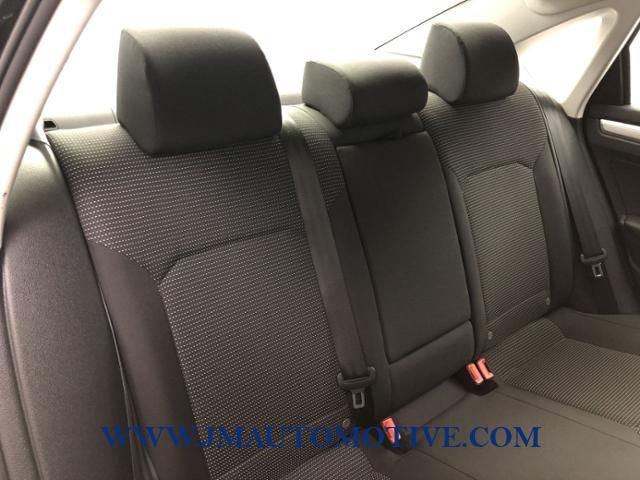 Used Volkswagen Passat 4dr Sdn 1.8T Auto S PZEV 2016 | J&M Automotive Sls&Svc LLC. Naugatuck, Connecticut Used Volkswagen Passat 4dr Sdn 1.8T Auto S PZEV 2016 | J&M Automotive Sls&Svc LLC. Naugatuck, Connecticut