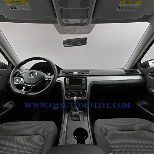 Used Volkswagen Passat 4dr Sdn 1.8T Auto S PZEV 2016 | J&M Automotive Sls&Svc LLC. Naugatuck, Connecticut Used Volkswagen Passat 4dr Sdn 1.8T Auto S PZEV 2016 | J&M Automotive Sls&Svc LLC. Naugatuck, Connecticut