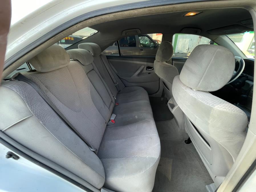 2010 Toyota Camry 4dr Sdn I4 Auto LE (Natl), available for sale in Corona, California | Green Light Auto. Corona, California 2010 Toyota Camry 4dr Sdn I4 Auto LE (Natl), available for sale in Corona, California | Green Light Auto. Corona, California