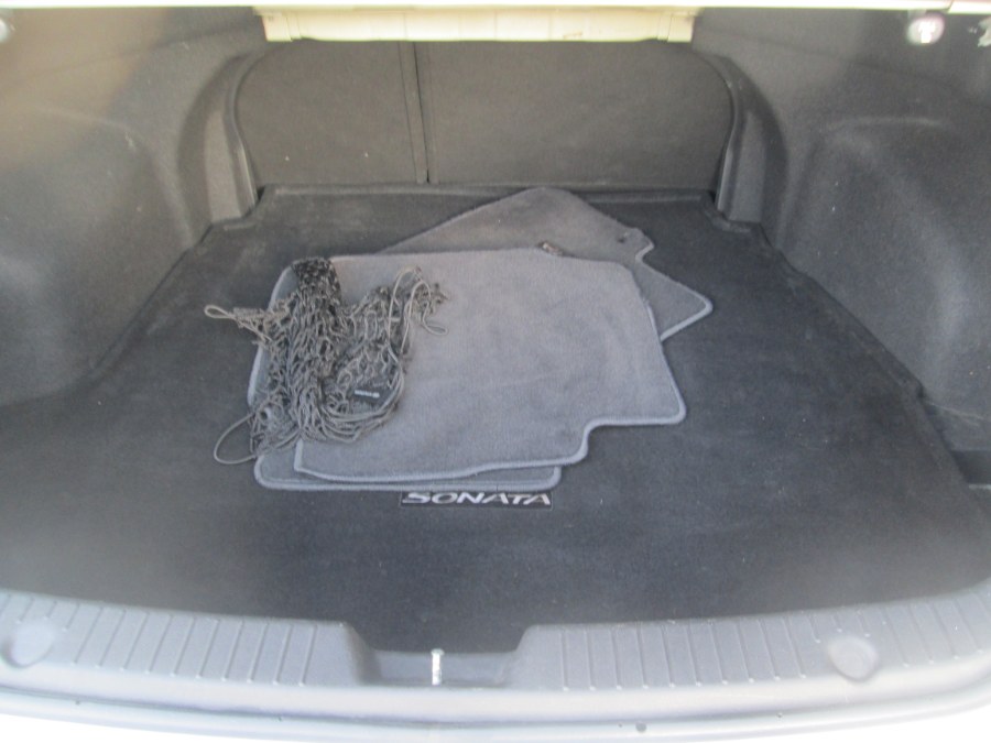 2011 Hyundai Sonata 4dr Sdn 2.4L Auto SE, available for sale in Levittown, Pennsylvania | Levittown Auto. Levittown, Pennsylvania 2011 Hyundai Sonata 4dr Sdn 2.4L Auto SE, available for sale in Levittown, Pennsylvania | Levittown Auto. Levittown, Pennsylvania