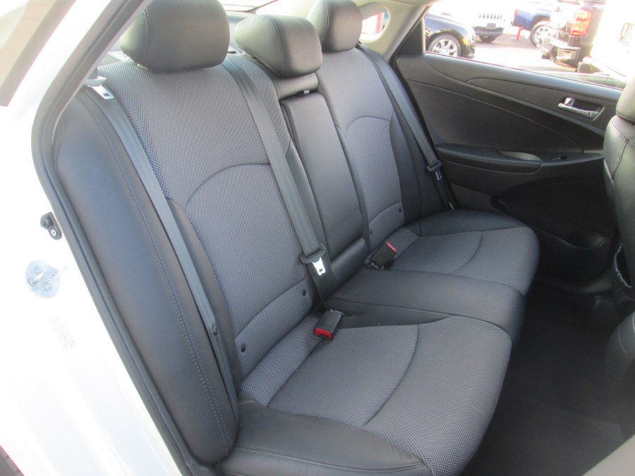 2011 Hyundai Sonata 4dr Sdn 2.4L Auto SE, available for sale in Levittown, Pennsylvania | Levittown Auto. Levittown, Pennsylvania 2011 Hyundai Sonata 4dr Sdn 2.4L Auto SE, available for sale in Levittown, Pennsylvania | Levittown Auto. Levittown, Pennsylvania