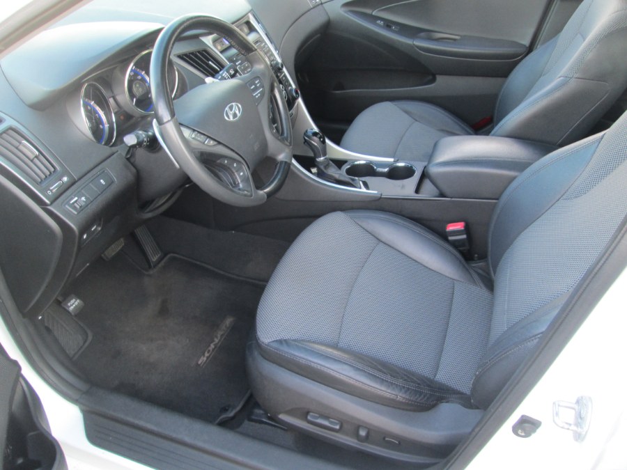 2011 Hyundai Sonata 4dr Sdn 2.4L Auto SE, available for sale in Levittown, Pennsylvania | Levittown Auto. Levittown, Pennsylvania 2011 Hyundai Sonata 4dr Sdn 2.4L Auto SE, available for sale in Levittown, Pennsylvania | Levittown Auto. Levittown, Pennsylvania