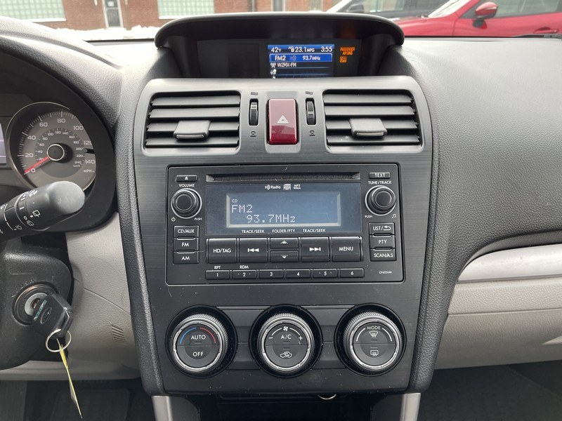 Used Subaru Forester 4dr CVT 2.5i Limited PZEV 2015 | Union Street Auto Sales. West Springfield, Massachusetts Used Subaru Forester 4dr CVT 2.5i Limited PZEV 2015 | Union Street Auto Sales. West Springfield, Massachusetts