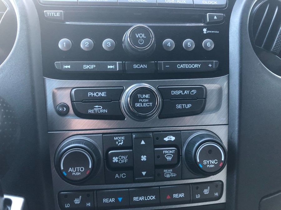 Used Honda Pilot 4WD 4dr EX-L 2012 | Bristol Auto Center LLC. Bristol, Connecticut Used Honda Pilot 4WD 4dr EX-L 2012 | Bristol Auto Center LLC. Bristol, Connecticut
