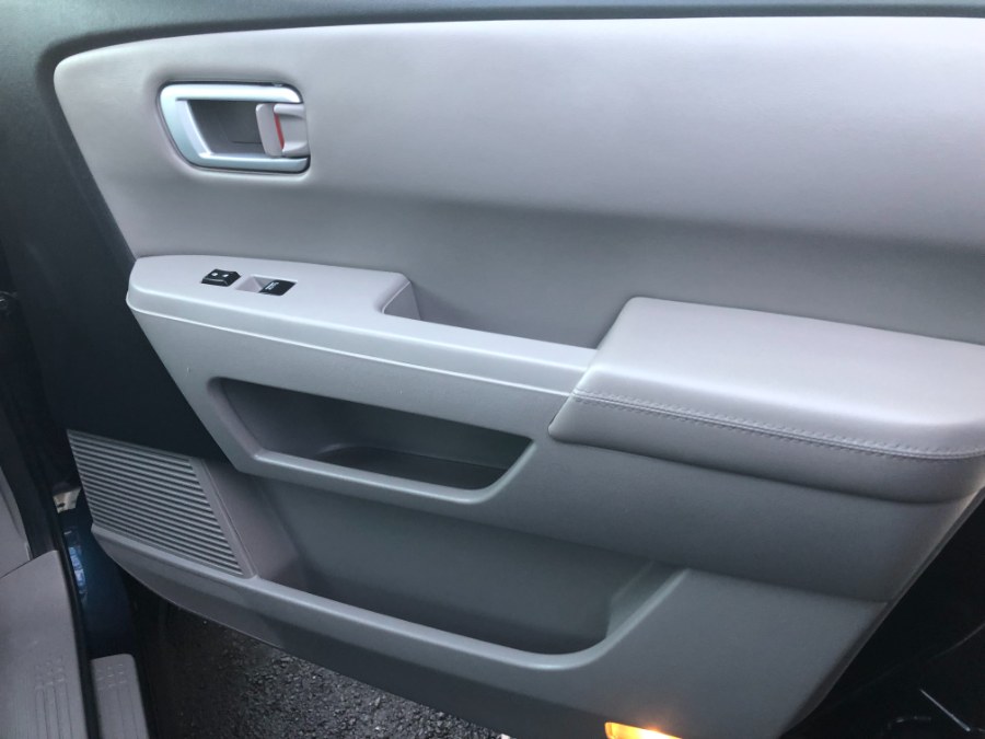Used Honda Pilot 4WD 4dr EX-L 2012 | Bristol Auto Center LLC. Bristol, Connecticut Used Honda Pilot 4WD 4dr EX-L 2012 | Bristol Auto Center LLC. Bristol, Connecticut