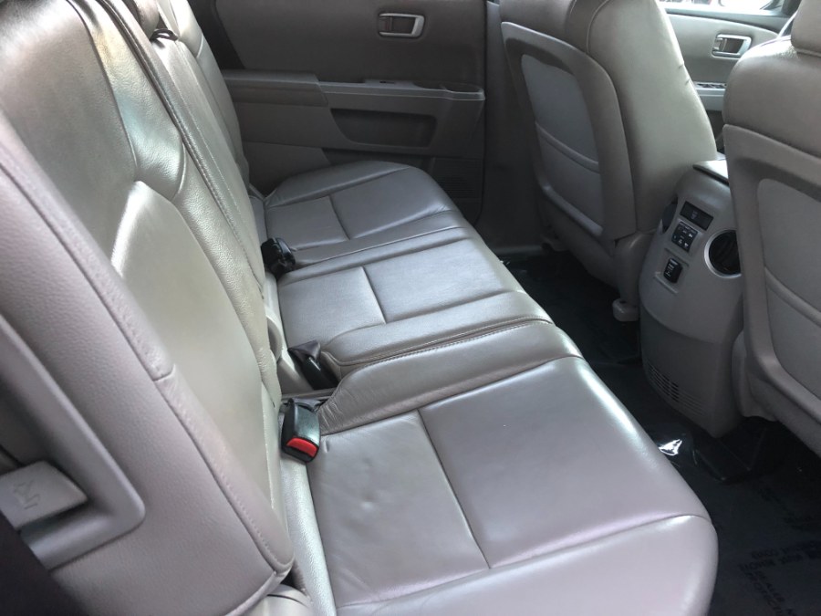 Used Honda Pilot 4WD 4dr EX-L 2012 | Bristol Auto Center LLC. Bristol, Connecticut Used Honda Pilot 4WD 4dr EX-L 2012 | Bristol Auto Center LLC. Bristol, Connecticut