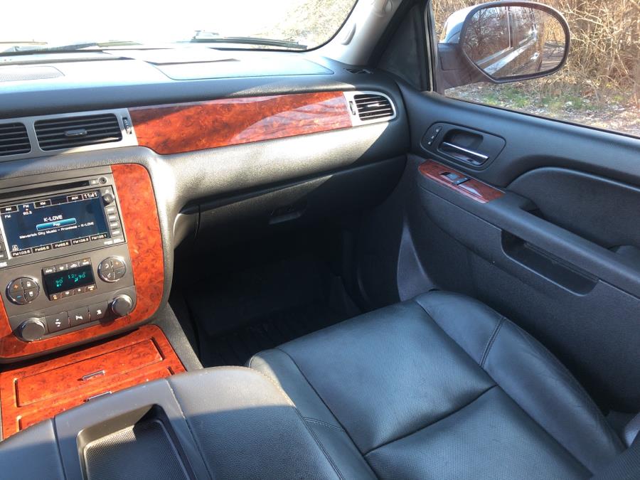 Used Chevrolet Suburban 4WD 4dr 1500 LTZ 2011 | Wholesale Direct Motors. Beavercreek, Ohio Used Chevrolet Suburban 4WD 4dr 1500 LTZ 2011 | Wholesale Direct Motors. Beavercreek, Ohio