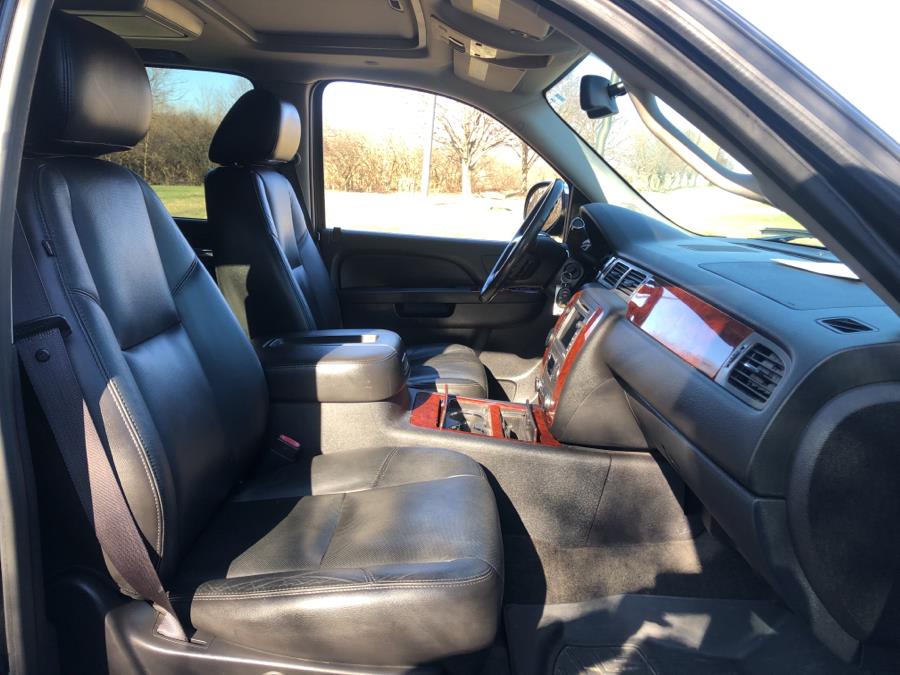 Used Chevrolet Suburban 4WD 4dr 1500 LTZ 2011 | Wholesale Direct Motors. Beavercreek, Ohio Used Chevrolet Suburban 4WD 4dr 1500 LTZ 2011 | Wholesale Direct Motors. Beavercreek, Ohio